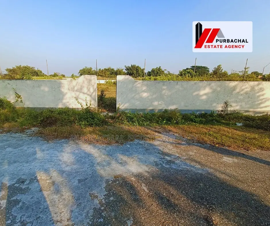 Near 160ft, 3 Katha Plot In Sec#5 in Purbachal