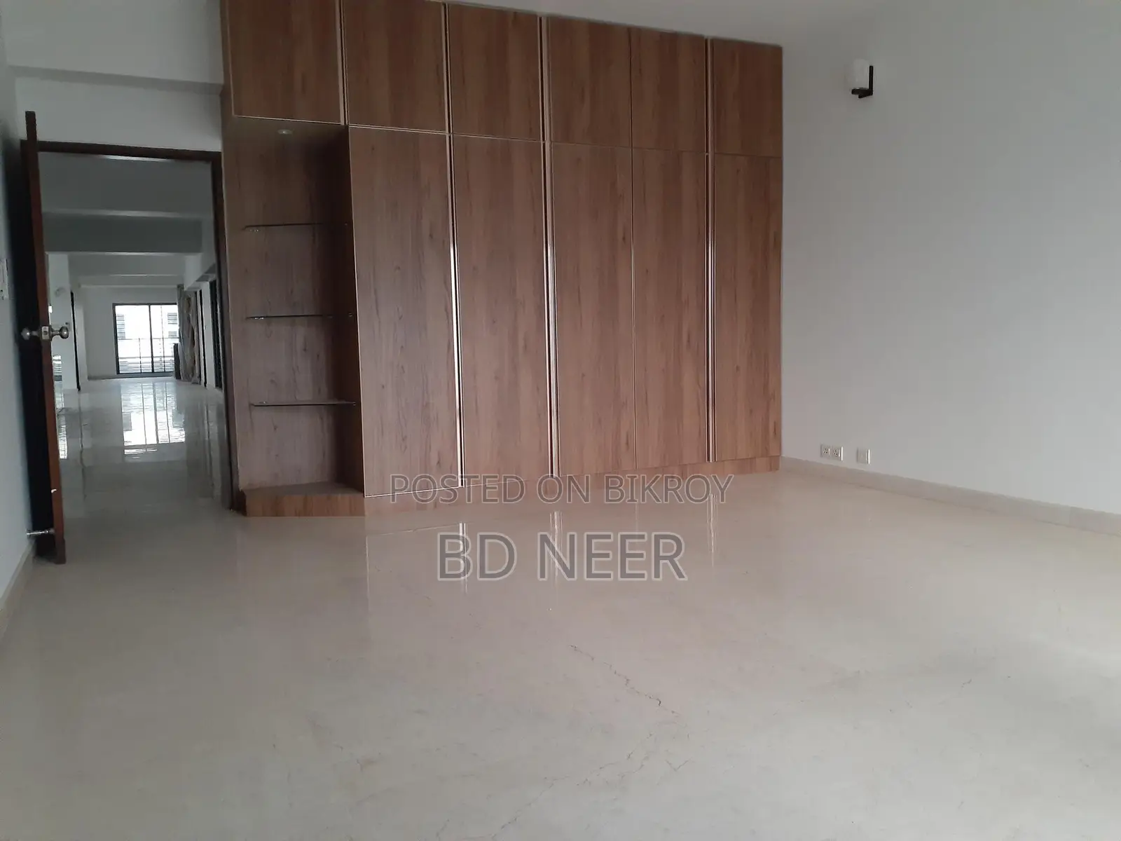 Lake View Gym Swimming 4-Bedroom Apartment Rent in Gulshan-2 North in Gulshan