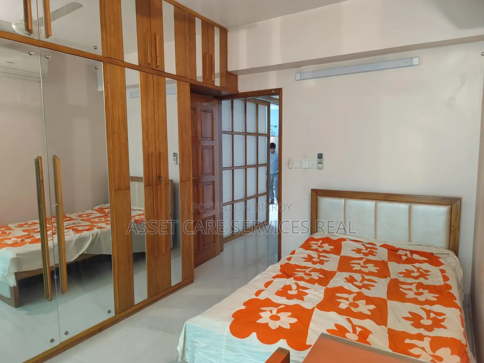 3Bed Fully-Furnished Beautiful Apartment Rent In South Banani in Banani
