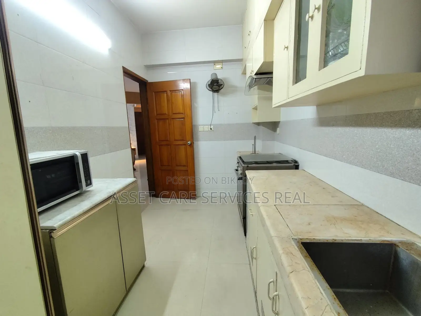 3Bed Fully-Furnished Beautiful Apartment Rent In South Banani in Banani