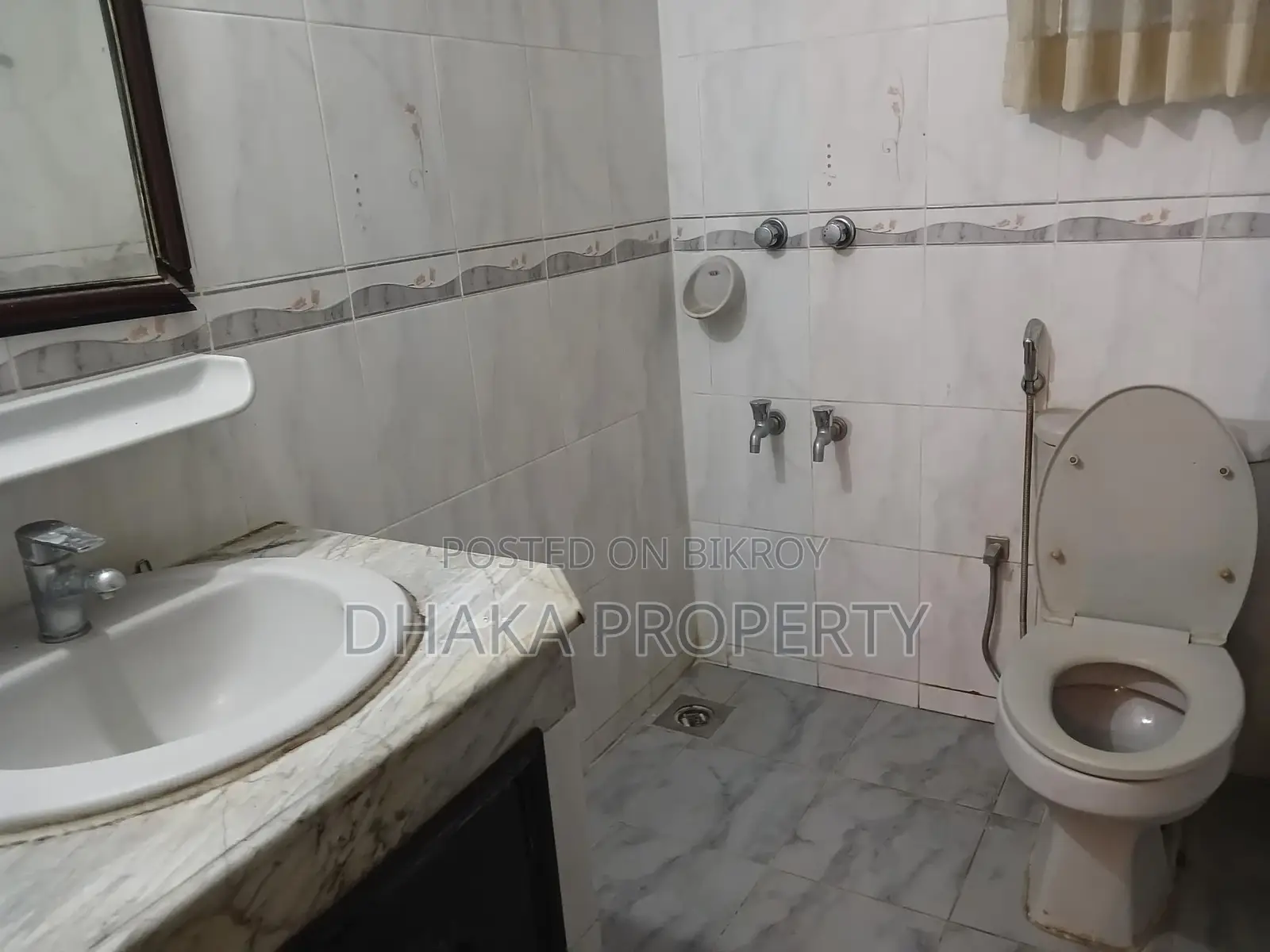 3 Bedroom 1700sqFt flat rent at Gulshan in Gulshan