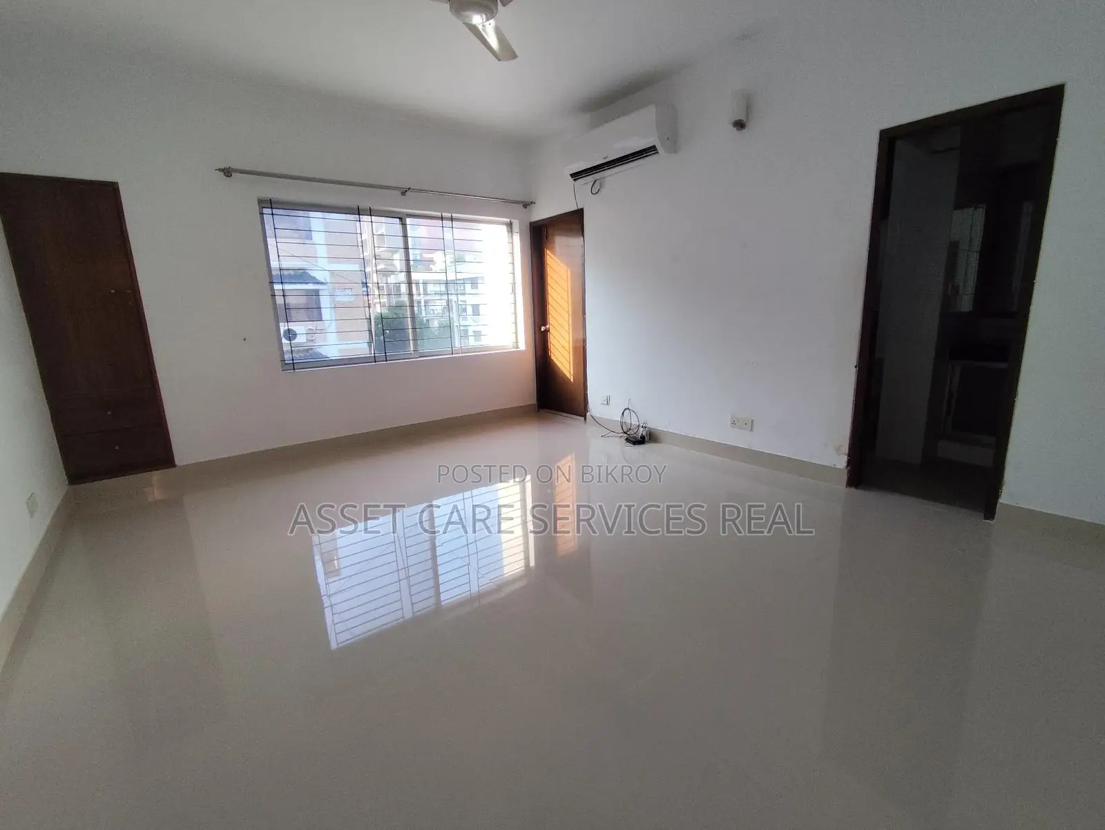 Baridhara Diplomatic Zone 3Bed Un-Furnished Apartment Rent in Baridhara