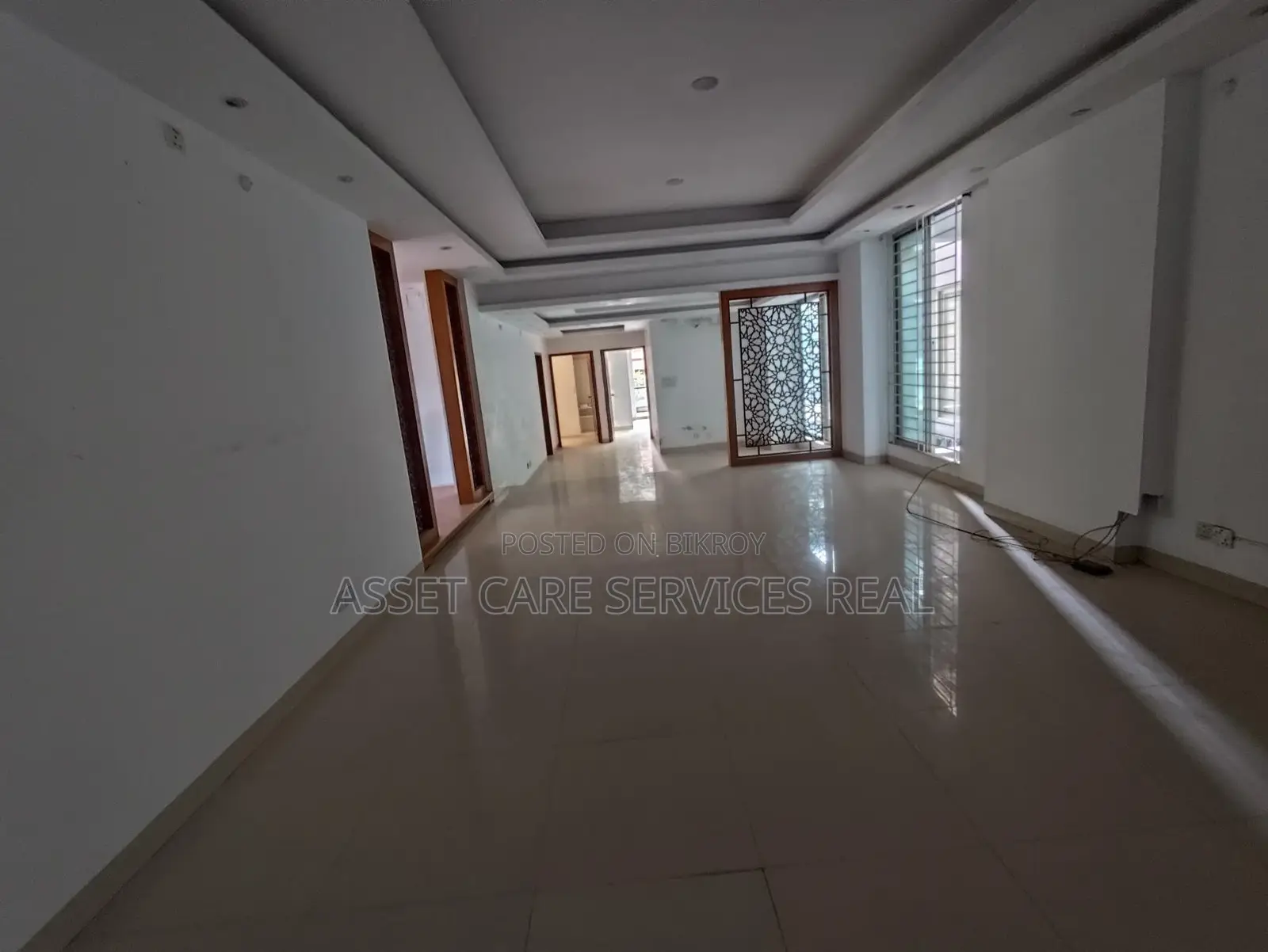 3300-Sqft Prime Location Office Space Rent Banani Nearby Road-11 in Banani