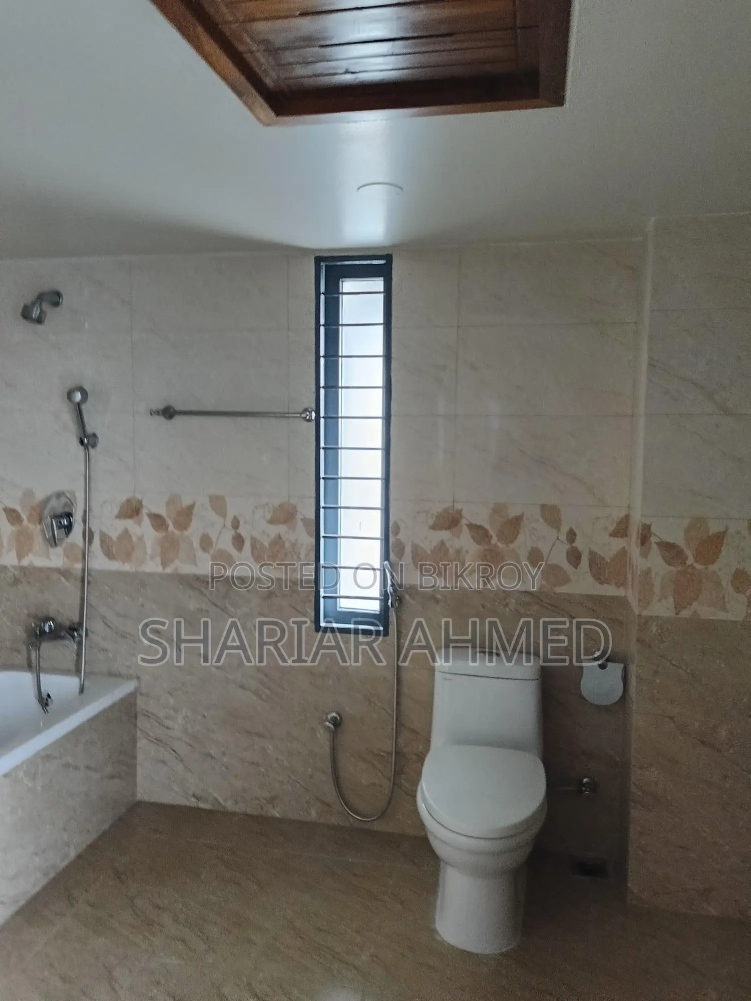 A Nice & Comfortable Apt Of 4300SqFt Is Up For Rent In Gulshan in Gulshan