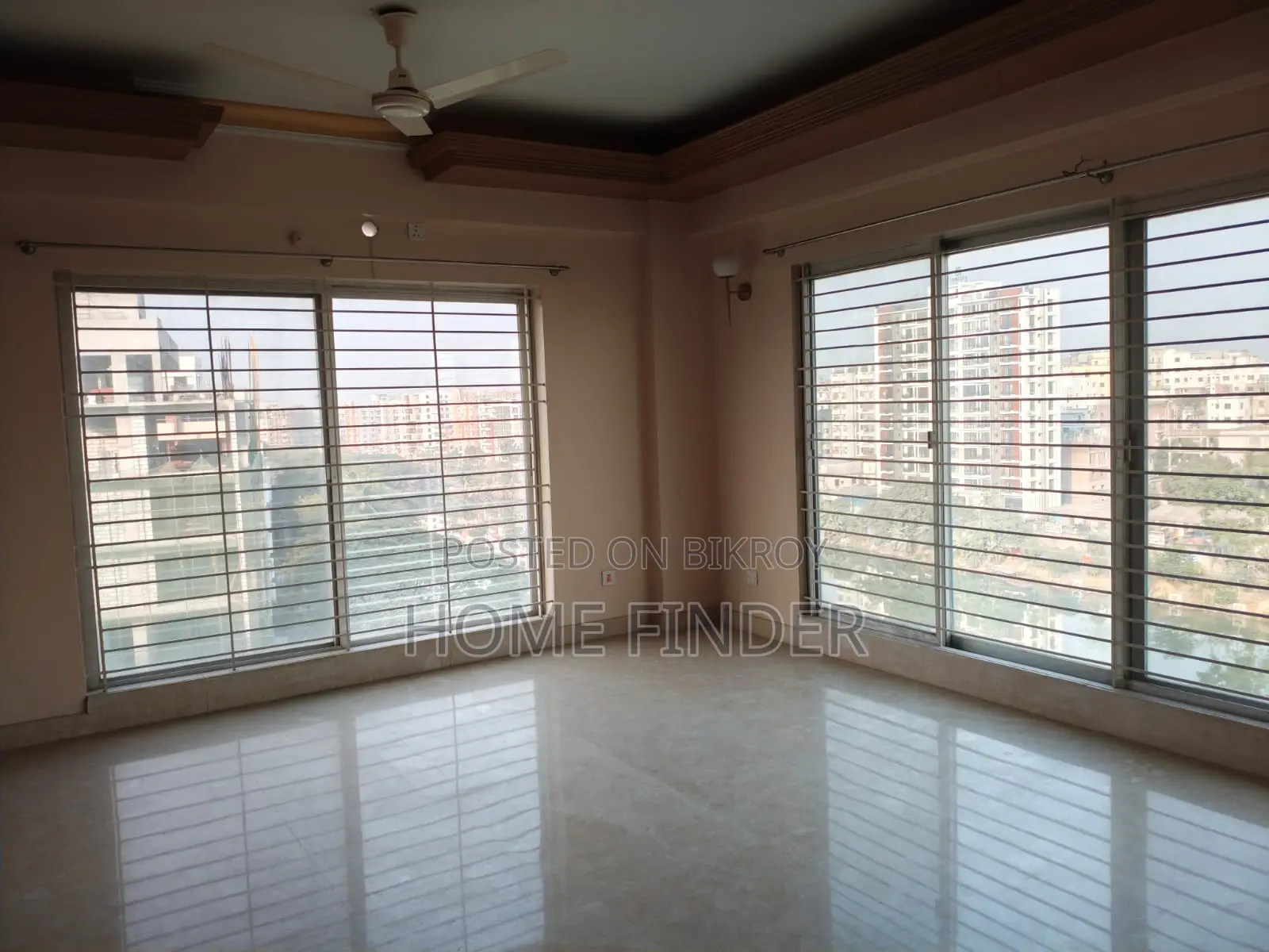 3200 Sqft 3 Bed Semi Furnished Apartment For Rent in Gulshan in Gulshan
