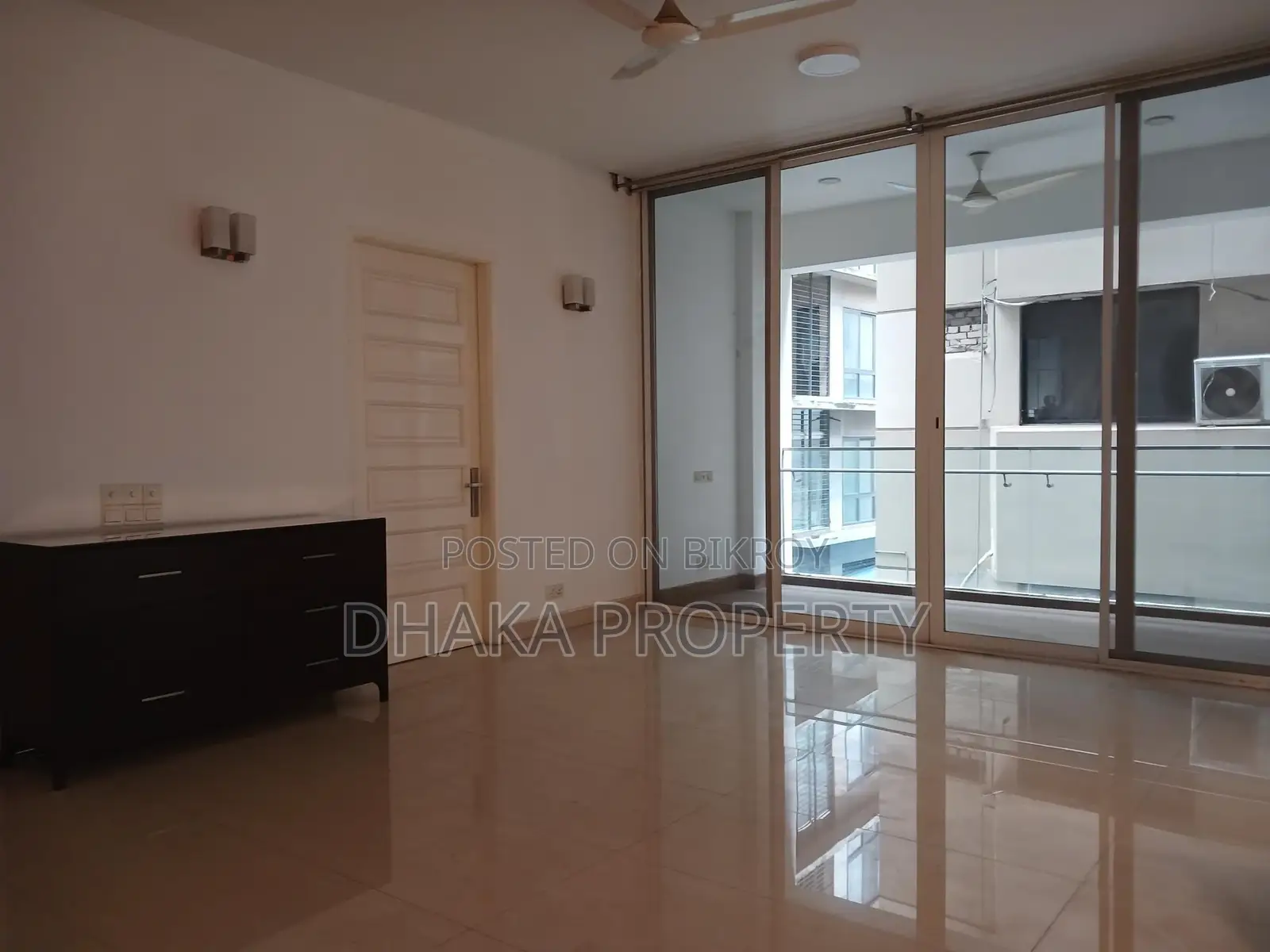 4000sqFt.Semi Furnish Luxury Apartment Rent at Baridhara DMZ. in Baridhara