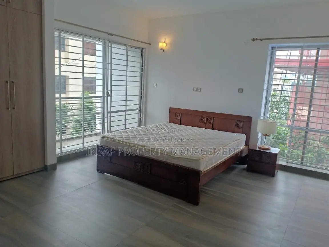 4-bedroom Apartment in Gulshan for Sale in Gulshan