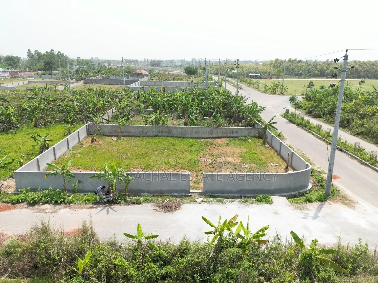 Front 30ft/75ft Corner, 7.5 Katha Plot In Sec#8 in Purbachal