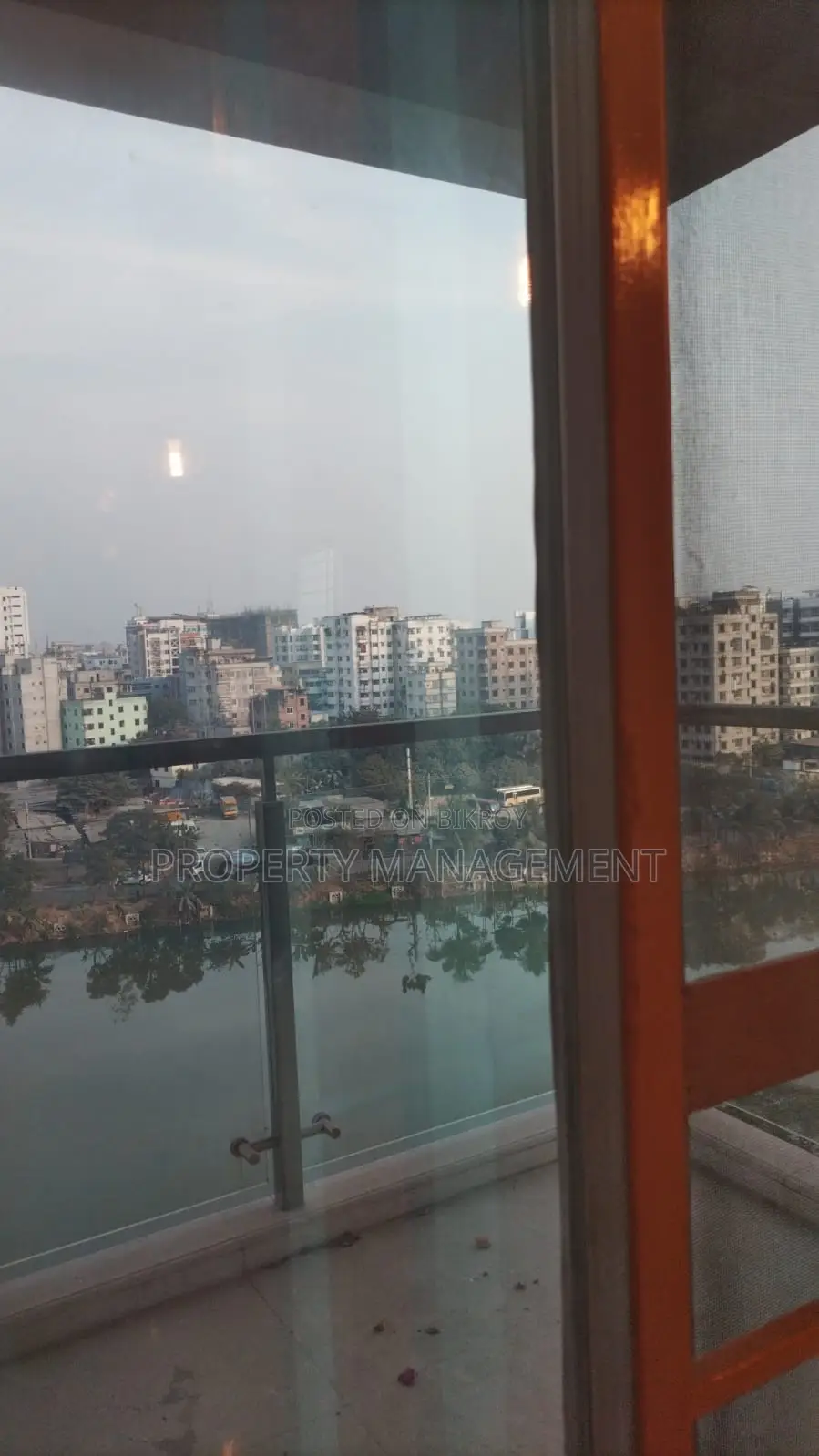 3150Sqft New Luxurious Lake View Apartment Rent 3Bed 4Bath Gulshan2 in Gulshan