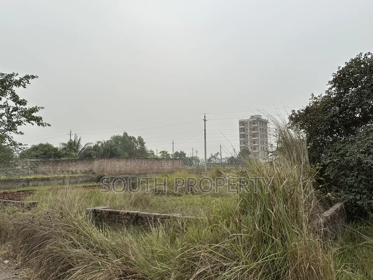 Bashundhara || Block-P 3 katha plot sell south facing in Basundhara