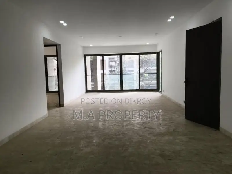 Rent Apartment 3-Bedroom gym+swimming 2-Carpsrk in Gulshan