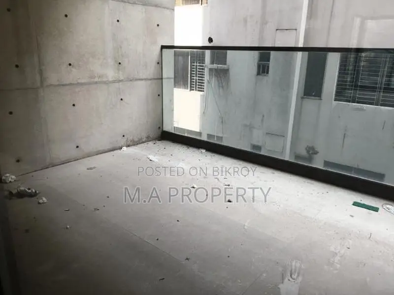 Rent Apartment 3-Bedroom gym+swimming 2-Carpsrk in Gulshan