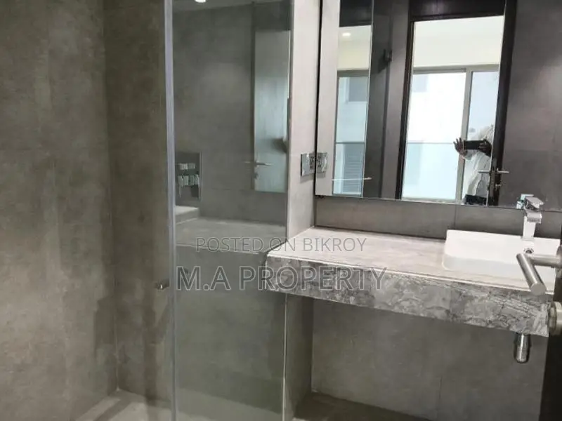 Rent Apartment 3-Bedroom gym+swimming 2-Carpsrk in Gulshan