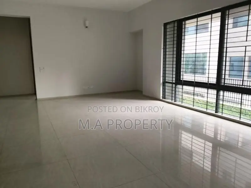 Rent Apartment Brand New 4-bedroom 2-carpark Gym+swimming in Gulshan