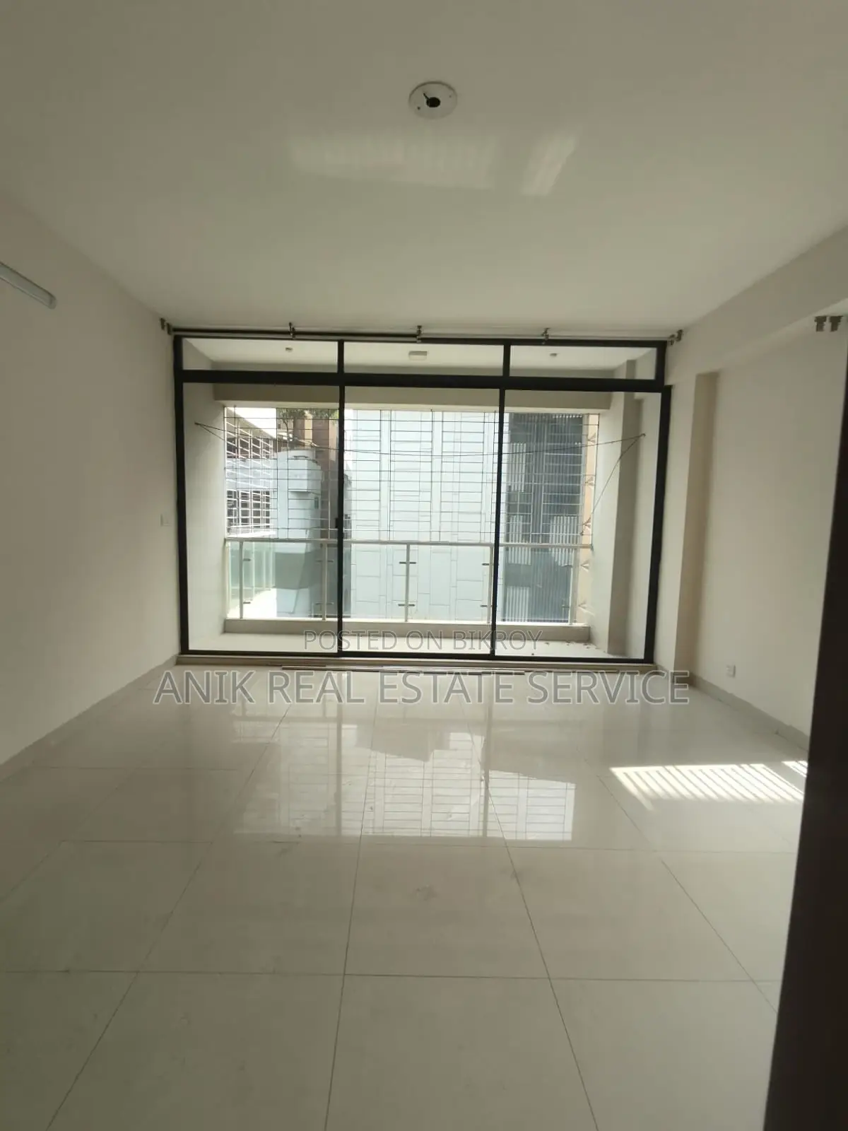 Good Quality 3 Bedroom Un Farnised Flat Rent At Gulshan 1 in Gulshan