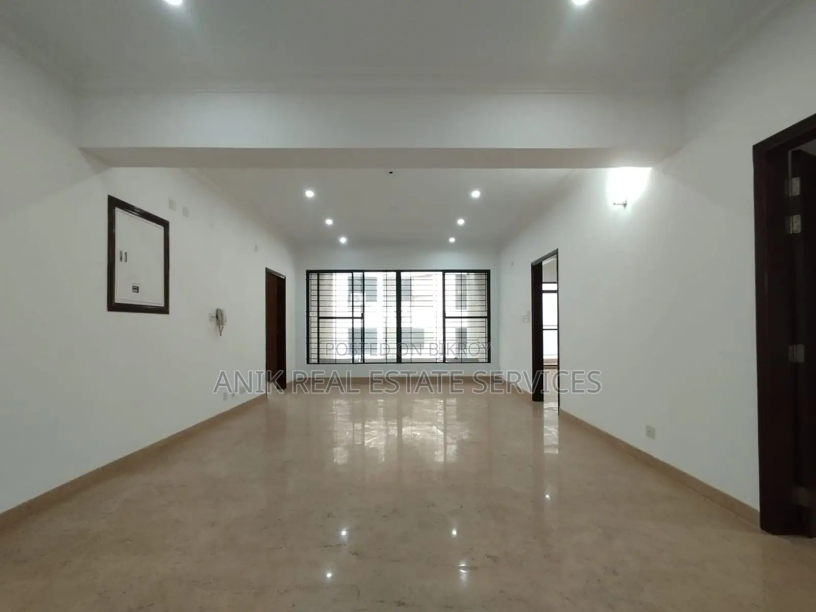 Swmming Pool Gym 4 Bedroom Un Farnised Flat Rent At Gulshan North in Gulshan