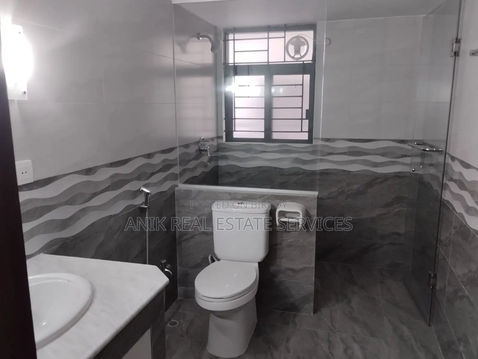 Swmming Pool Gym 4200 Sft Flat Rent At Gulshan North in Gulshan