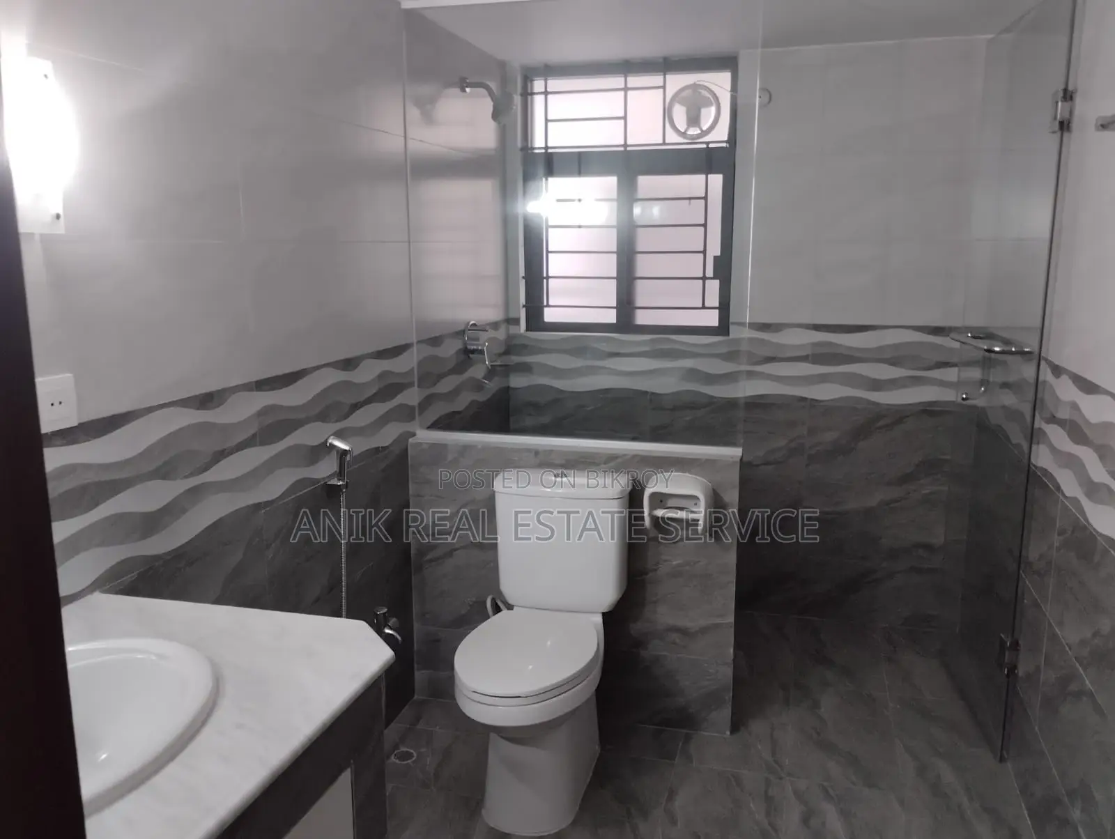Swmming Pool Gym 4200 Sft Flat Rent At Gulshan North in Gulshan