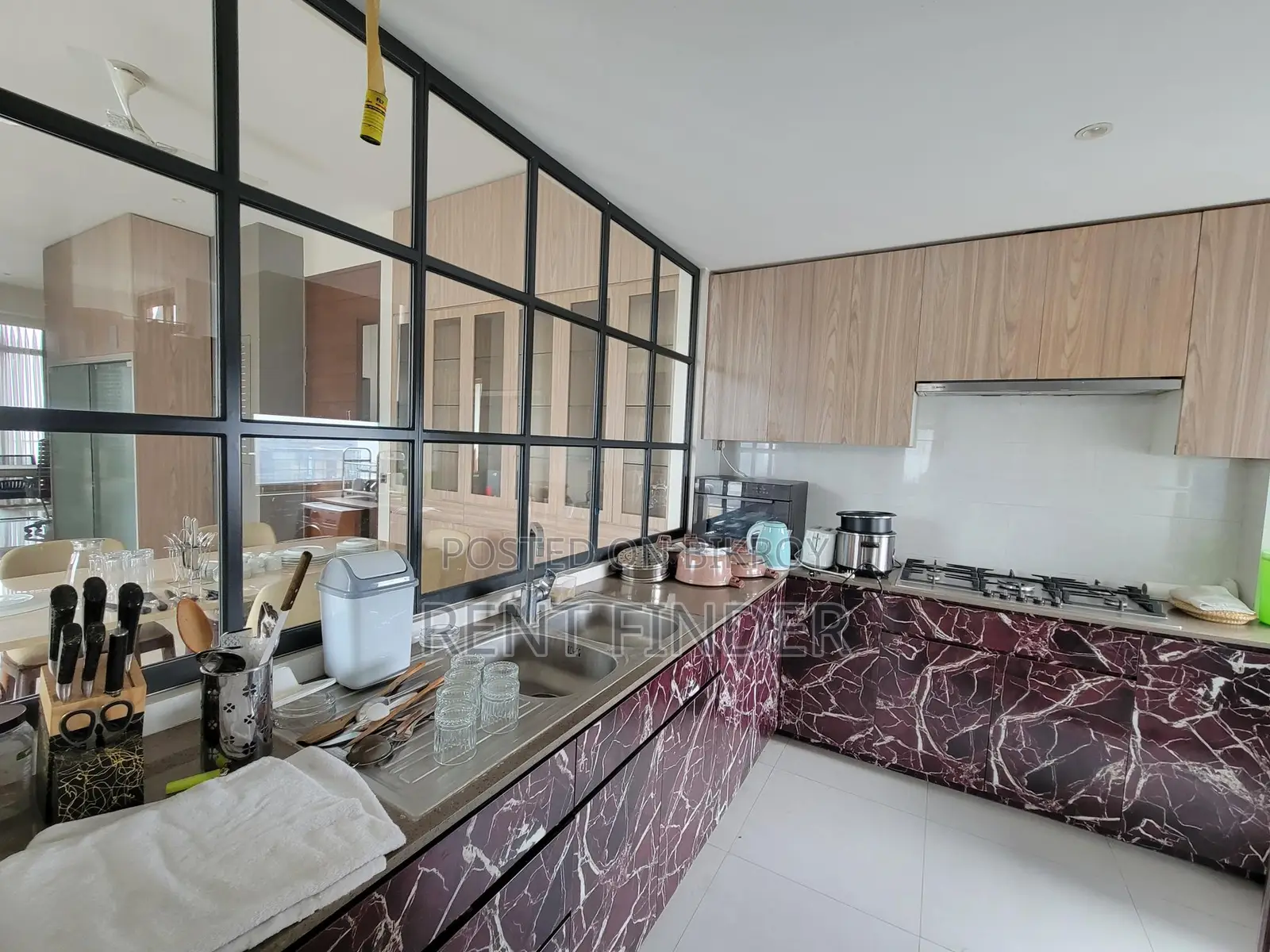 Full- Furnished Apartment In Gulshan-1 in Gulshan