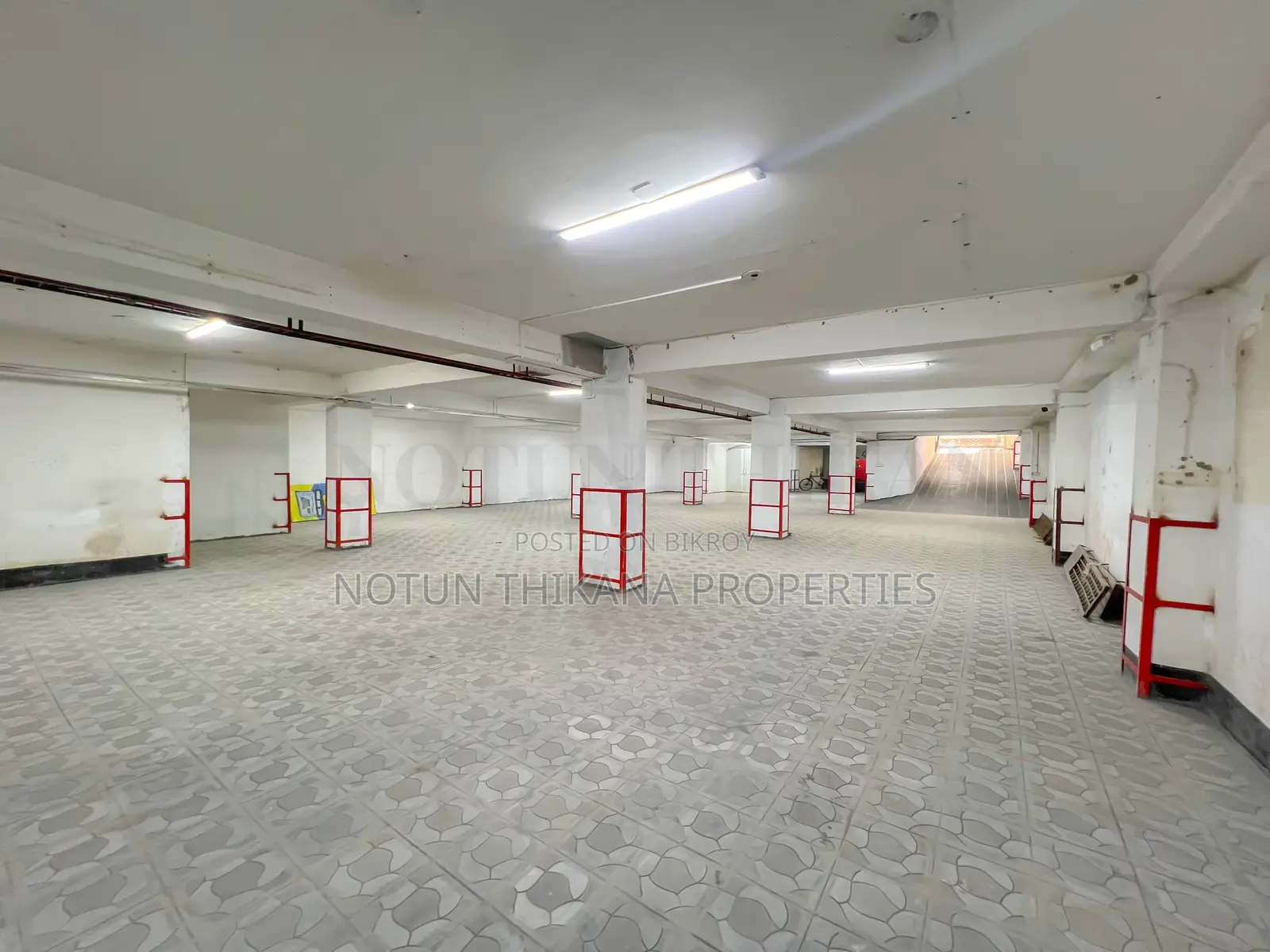 5500 Sqft Premium Commercial Space Available for Rent in Mirpur. in Mirpur