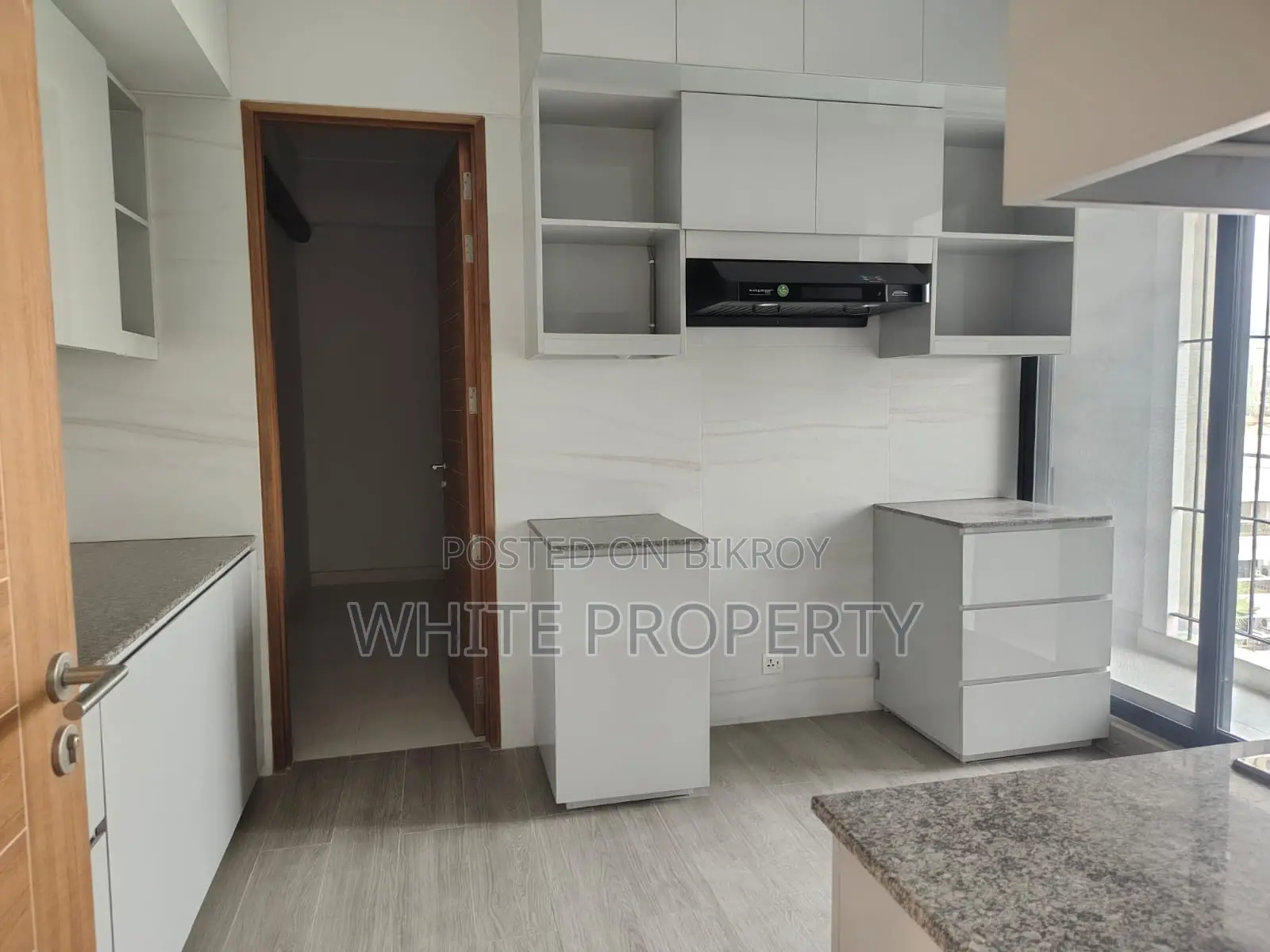 Luxurious Apartment Sale at North Gulshan by Simple Tree in Gulshan