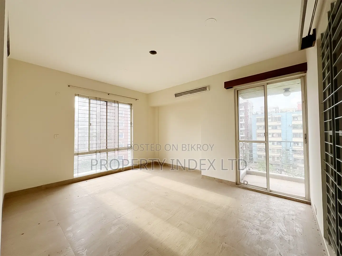 Flat for Sale! 1960 Sq.Ft. Apartment at Bashundhara R/A, A Block in Basundhara
