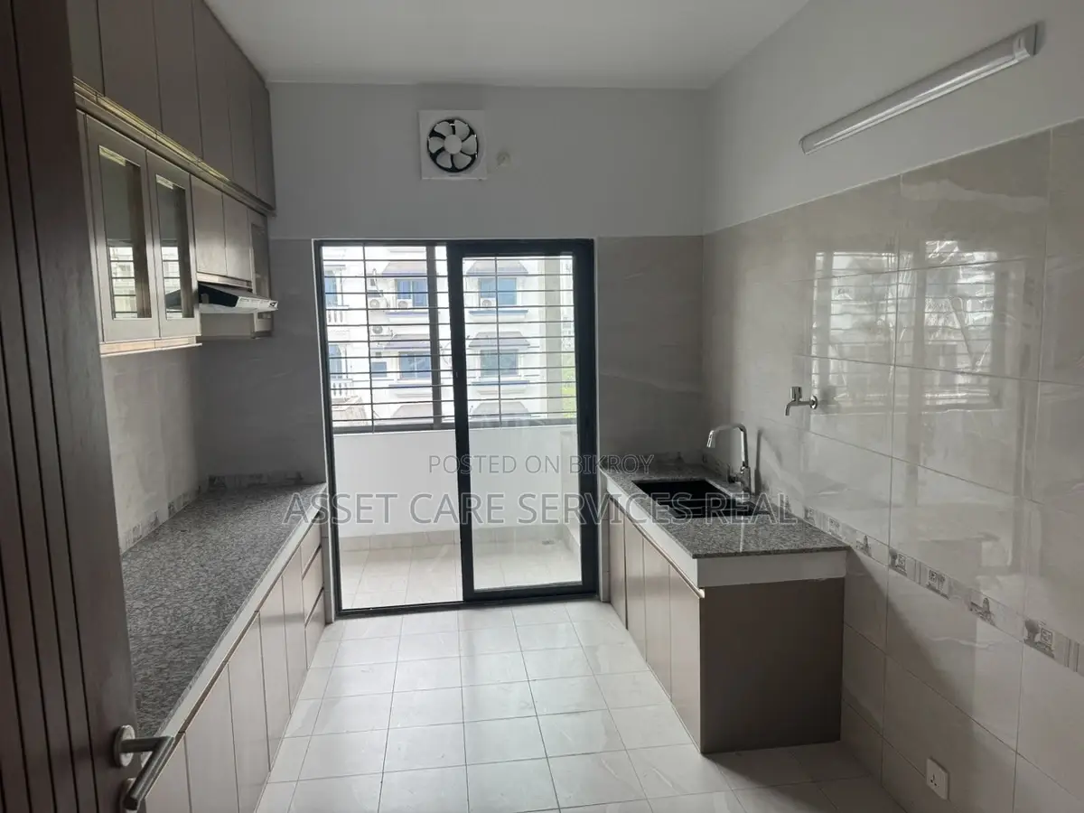 Excellent brand new apartment Sale in Gulshan in Gulshan