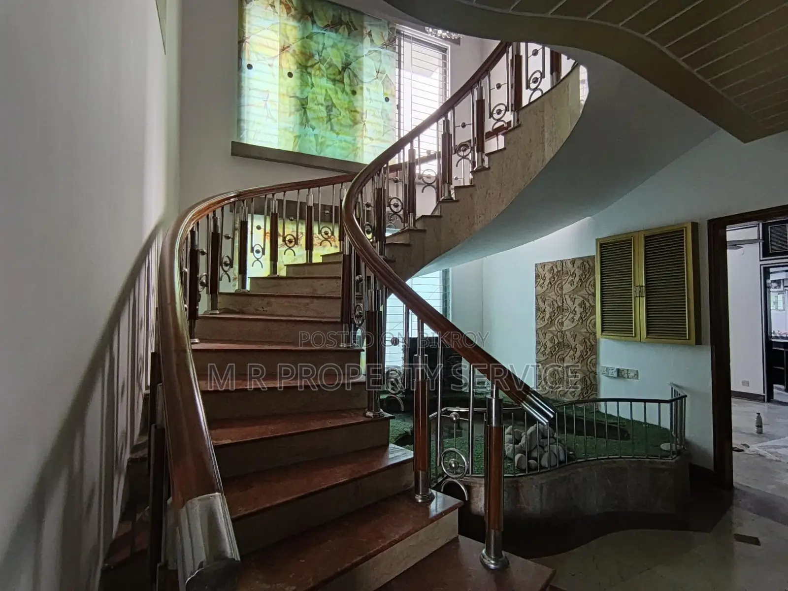Duplex Baridhara Diplomatic Semi Furnished Apartment Rent in Baridhara