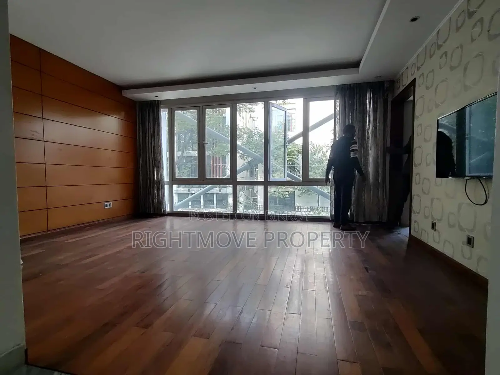 4-Bedroom House in Gulshan for Sale in Gulshan