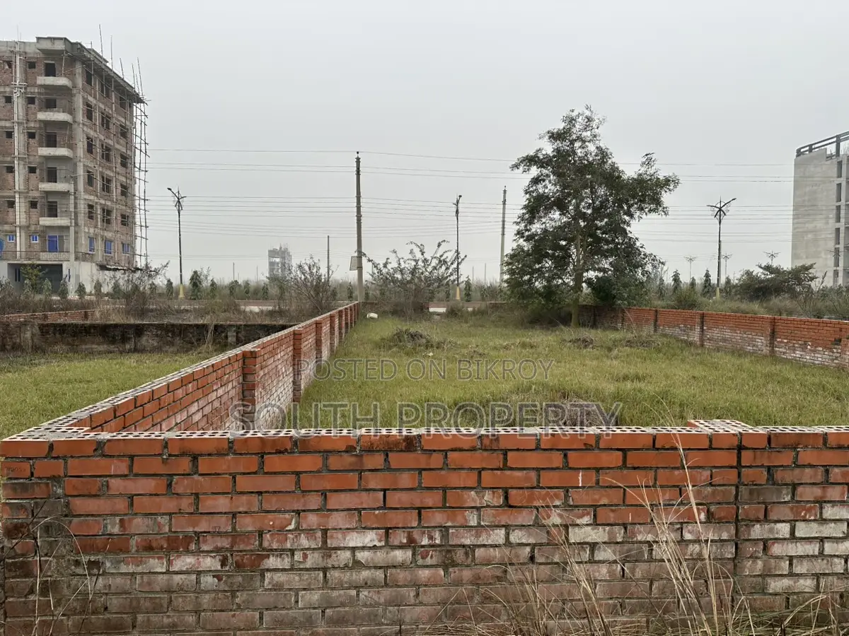 Block-i extension || 5 Katha plot North Facing in Basundhara