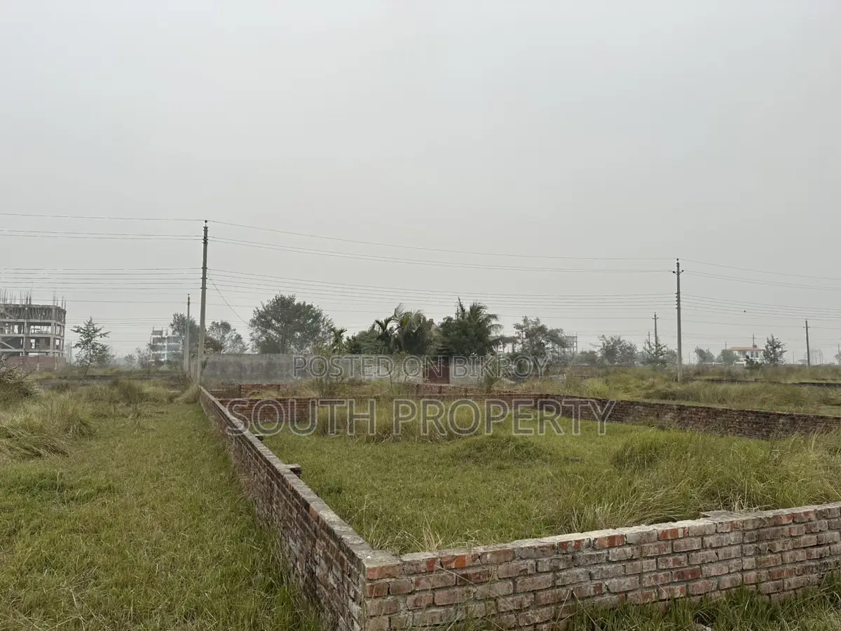 Block-i extension || 5 Katha plot North Facing in Basundhara