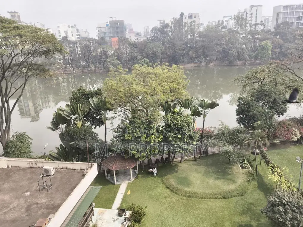 Fully Furnished Apartment Rent Gulshan North in Gulshan