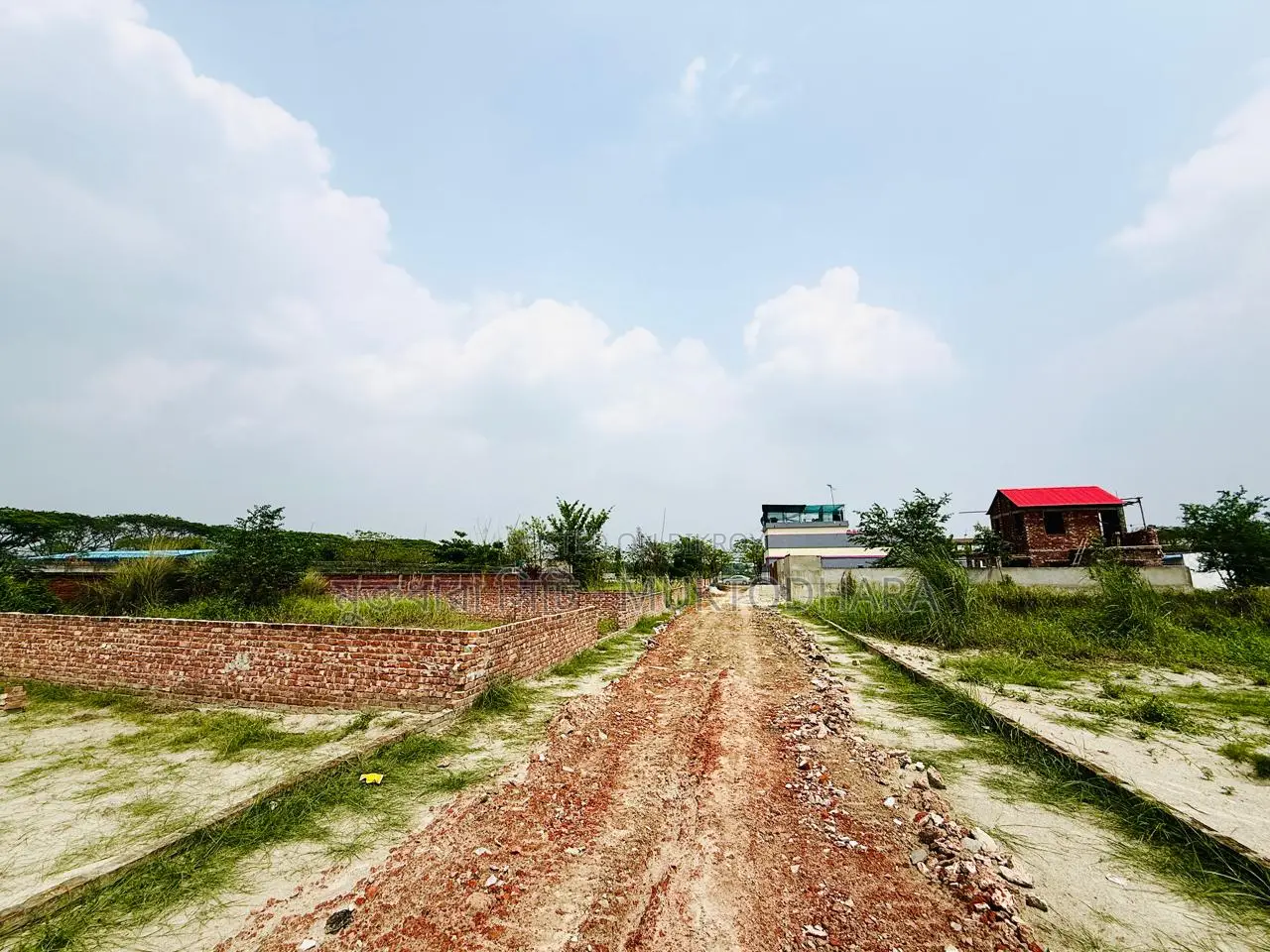 Turn Your Investment into Reality in Dhanmondi
