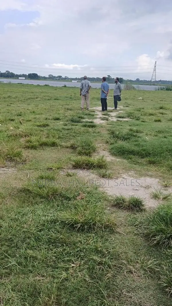 Buy a plot right next to JICA. in Purbachal