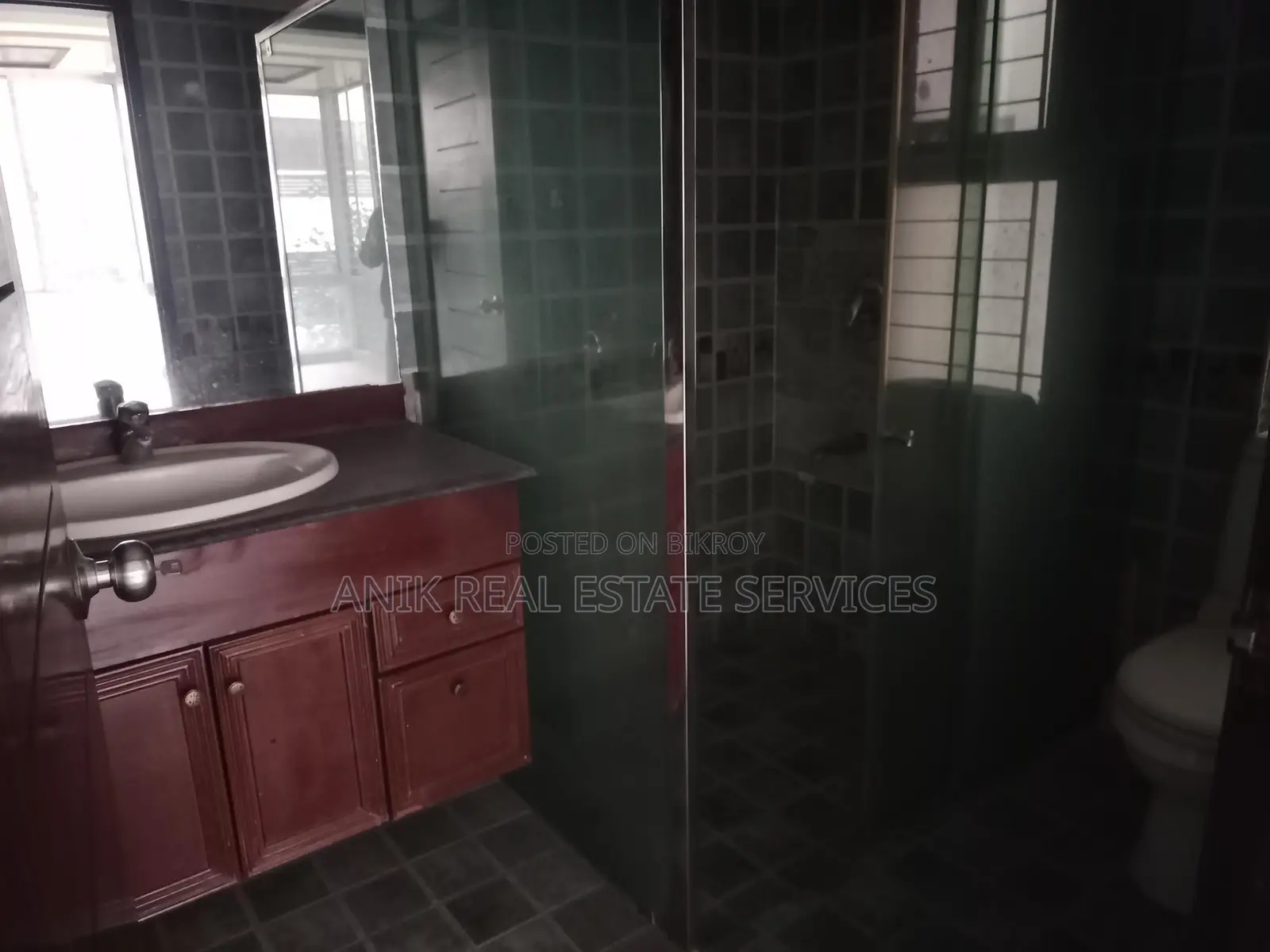 Good Quality 3 Bedroom Unfurnished Flat Rent At Gulshan 2 in Gulshan