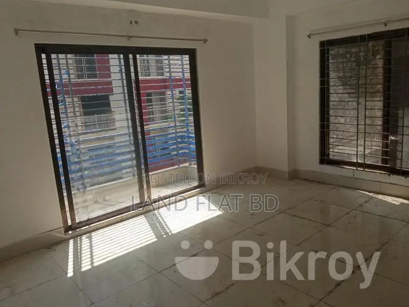 South-Facing 2150 Sq Ft Flat for Sale on 3rd and 5th Floor in Mohammadpur