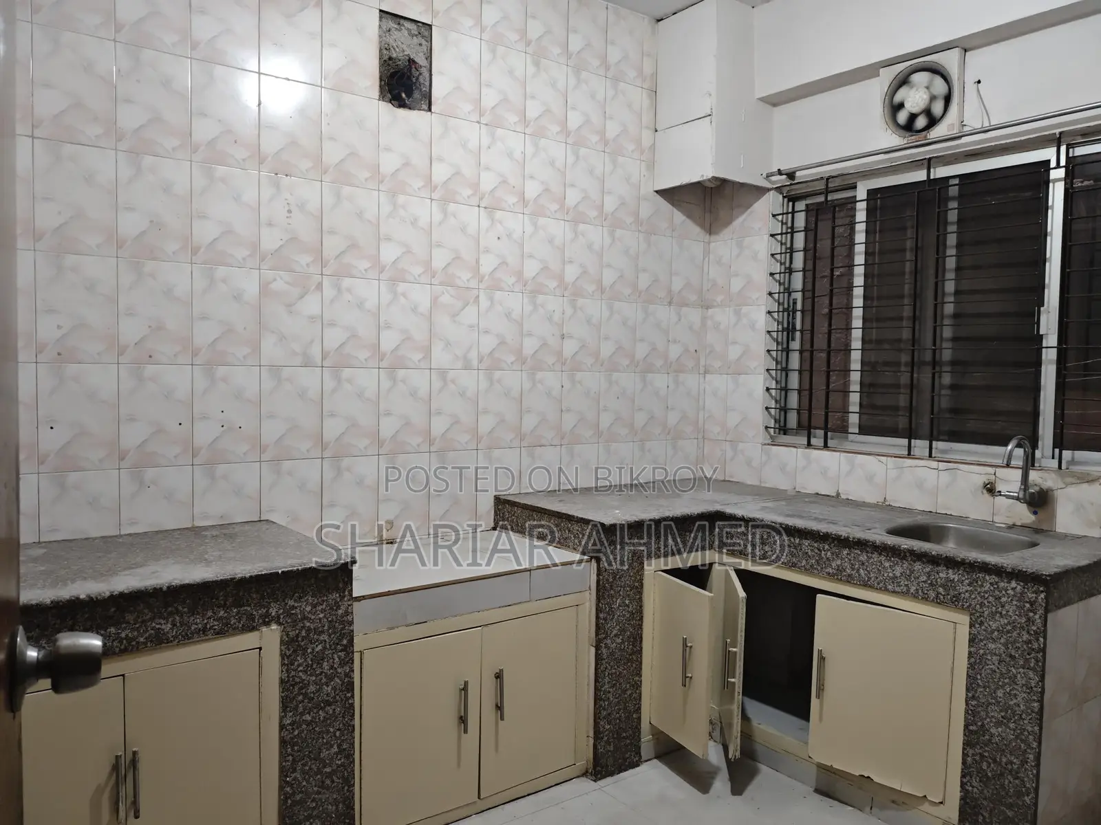 2850 Sqft 4 Bed Un-Furnished Apartment For Rent In Gulshan 2 in Gulshan