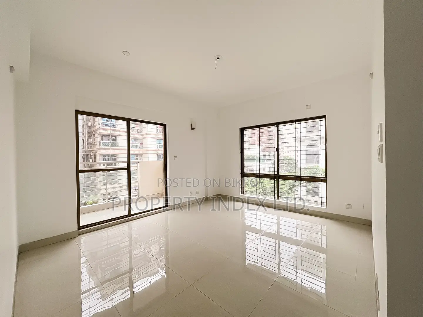 Flat For Sale! 2200 Sq.ft. Apartment At Bashundhara R/a, D Block in Basundhara