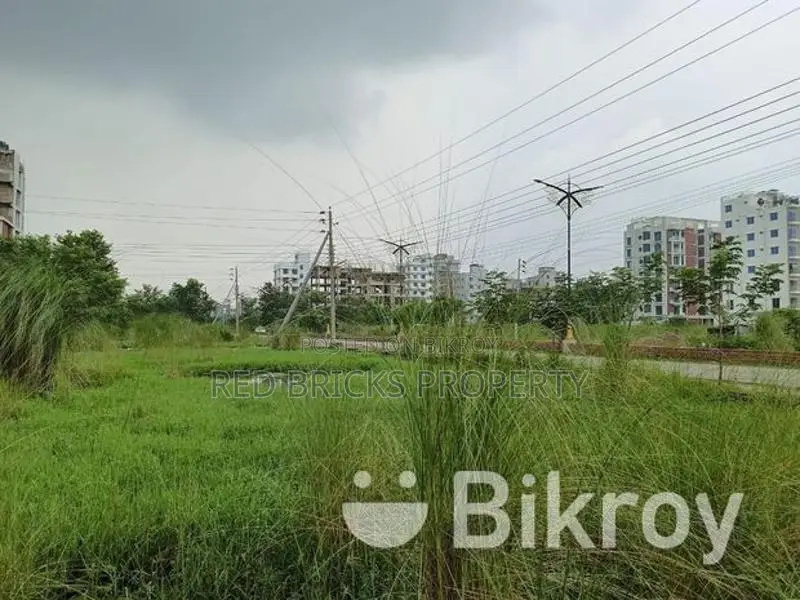 3 Katha plot sale L black Bashundhara in Basundhara