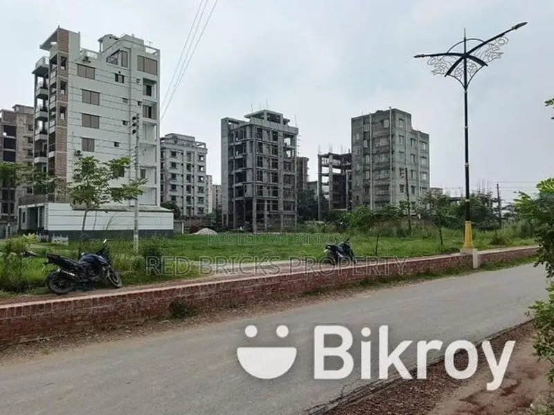 3 Katha plot sale L black Bashundhara in Basundhara