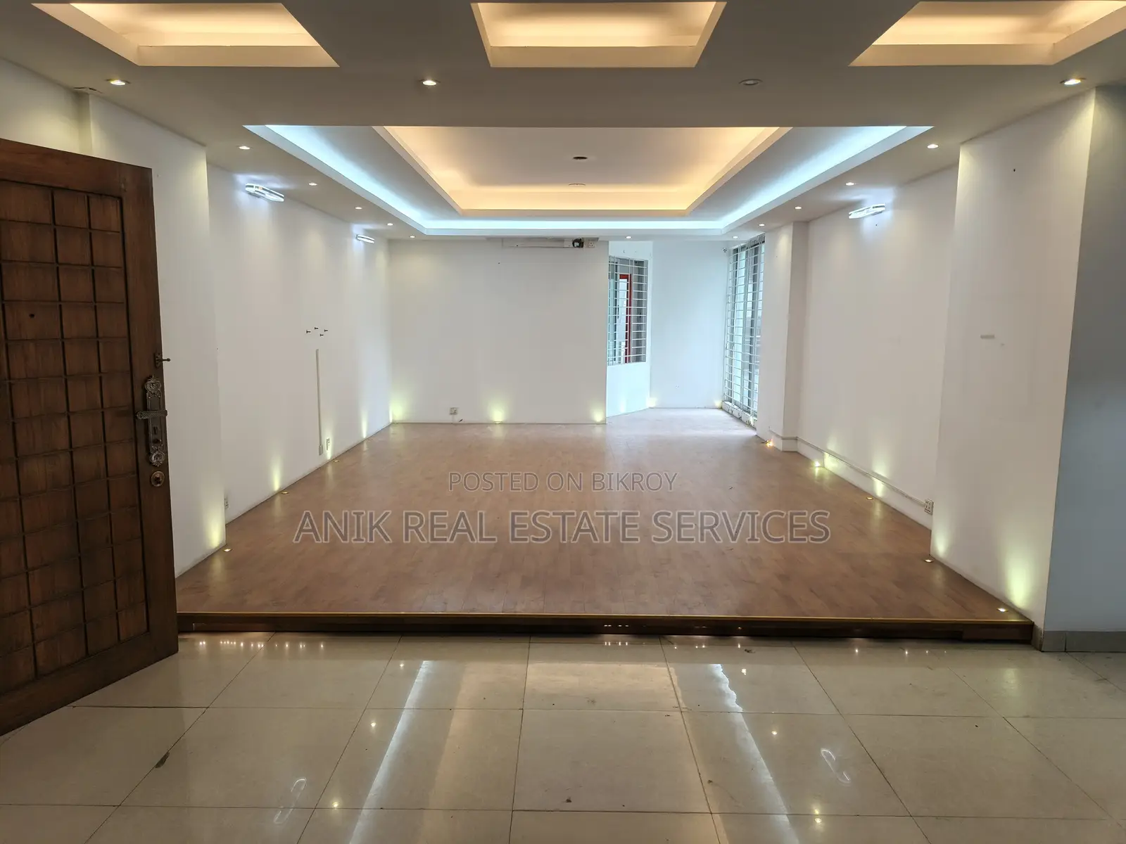 Good Quality 4200 Sft Un Farnised Flat Rent At Gulshan North in Gulshan