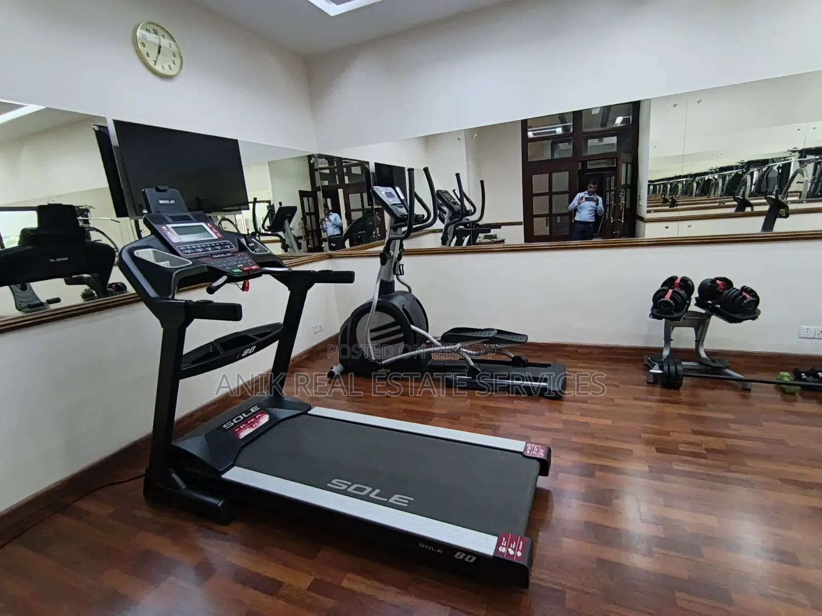Good Quality 4200 Sft Un Farnised Flat Rent At Gulshan North in Gulshan