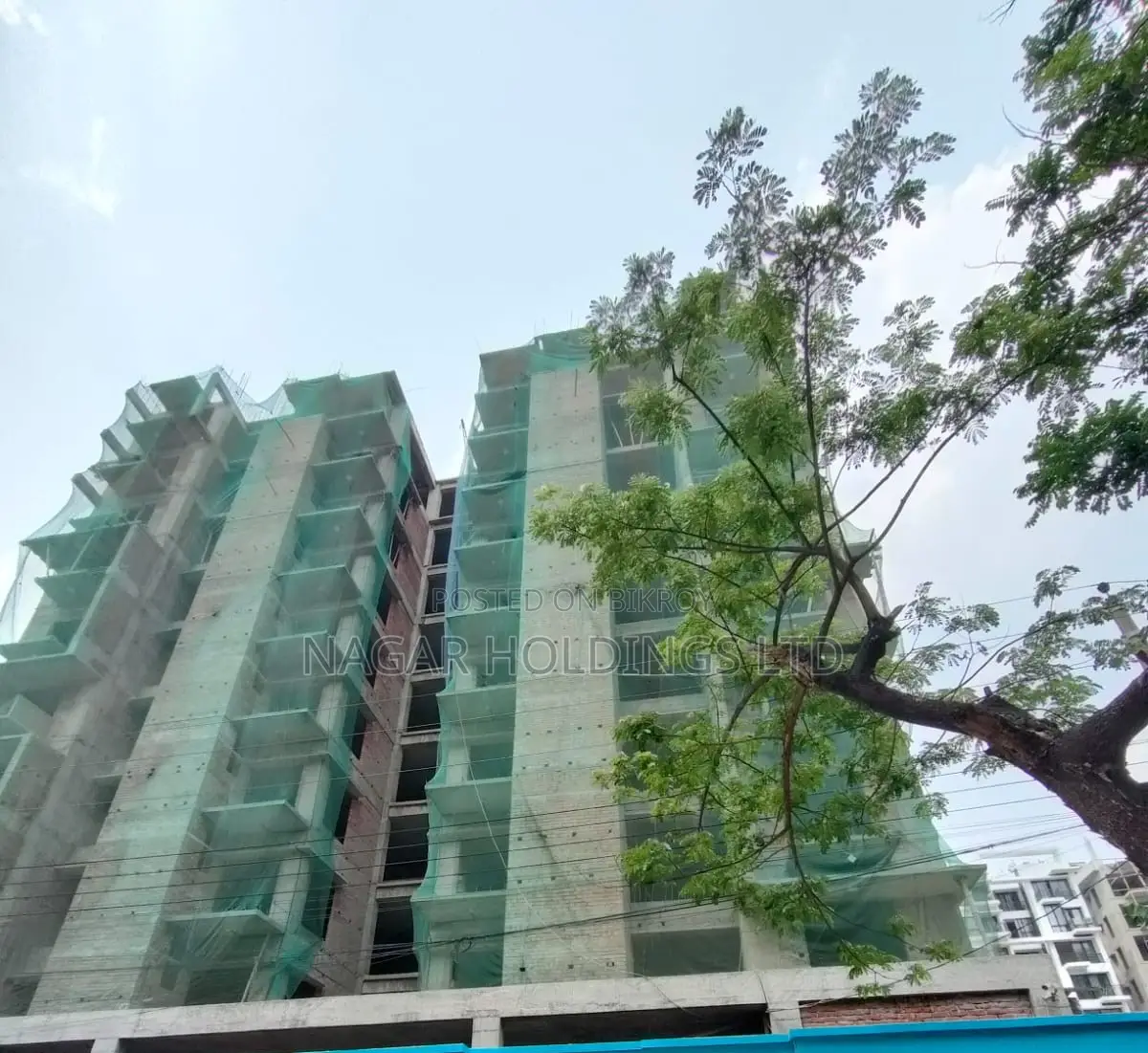 Buy a 2450 Sft South-Facing Flat in Bashundhara in Mohammadpur