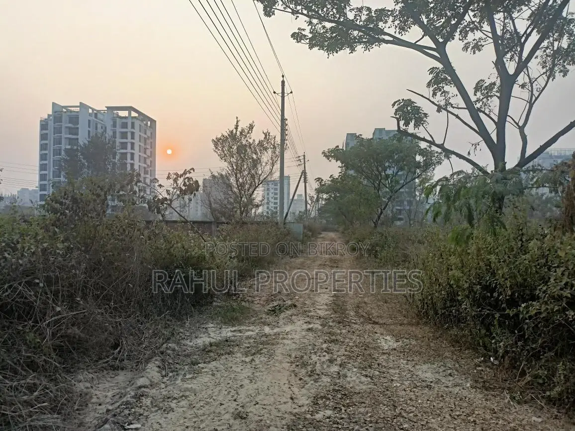 L-Block || 4 Katha Land Sale|| In Bashundhara in Basundhara