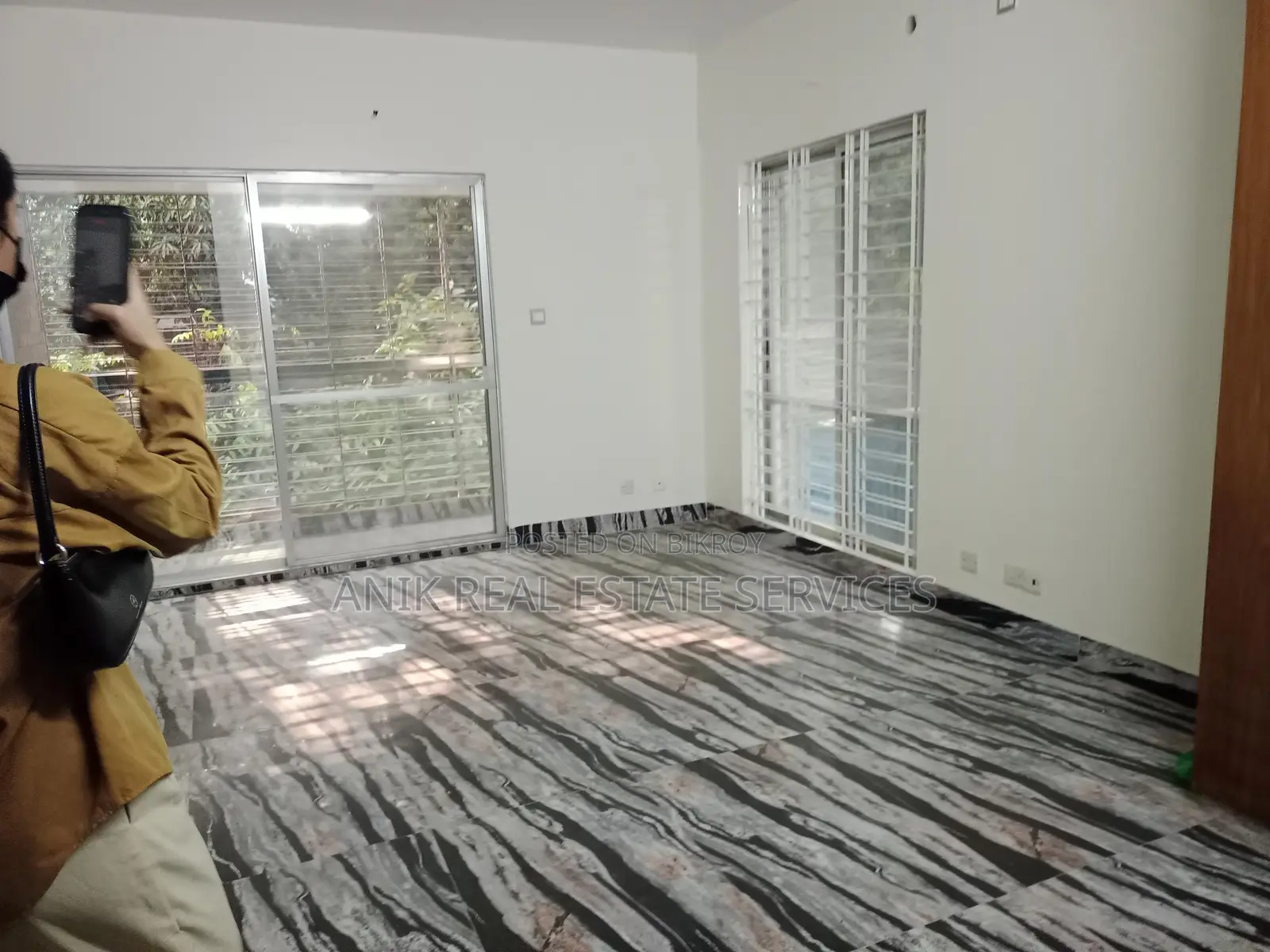 Luxurious 3 Bedroom Un Farnised Flat Rent At Gulshan in Gulshan