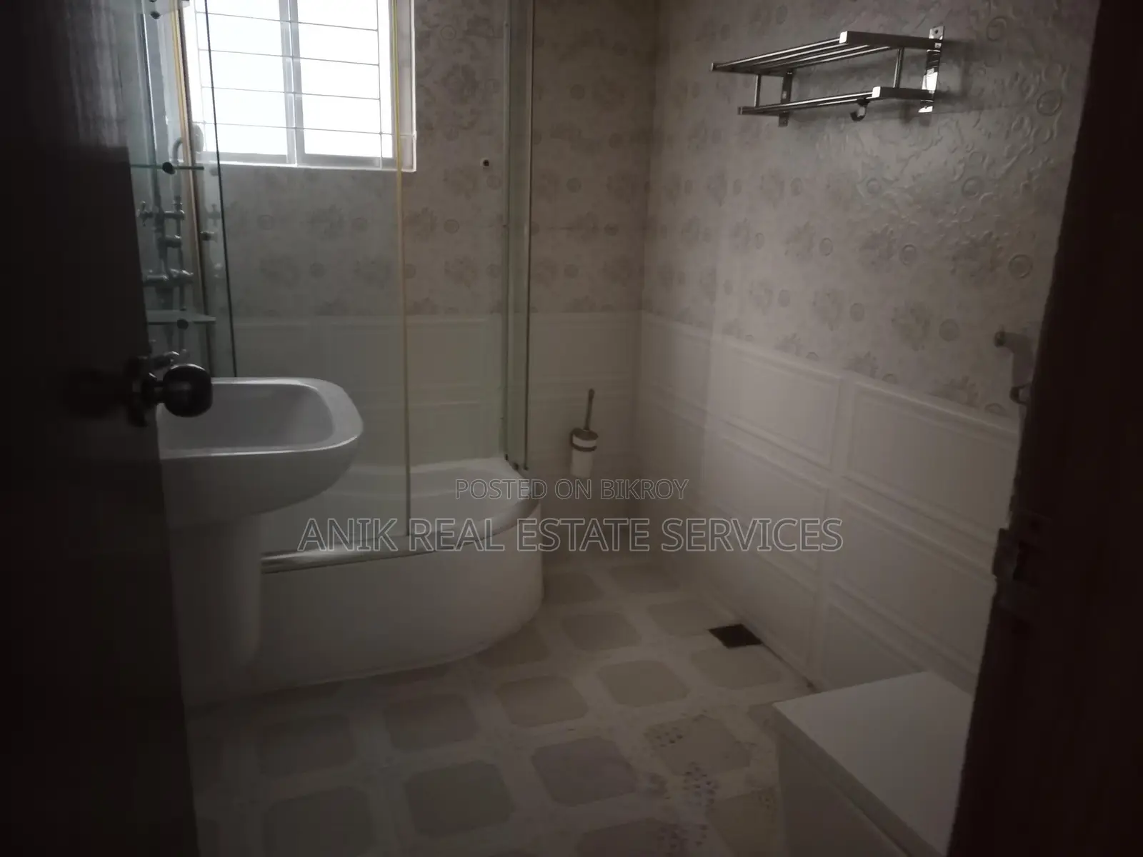Luxurious 3 Bedroom Un Farnised Flat Rent At Gulshan in Gulshan