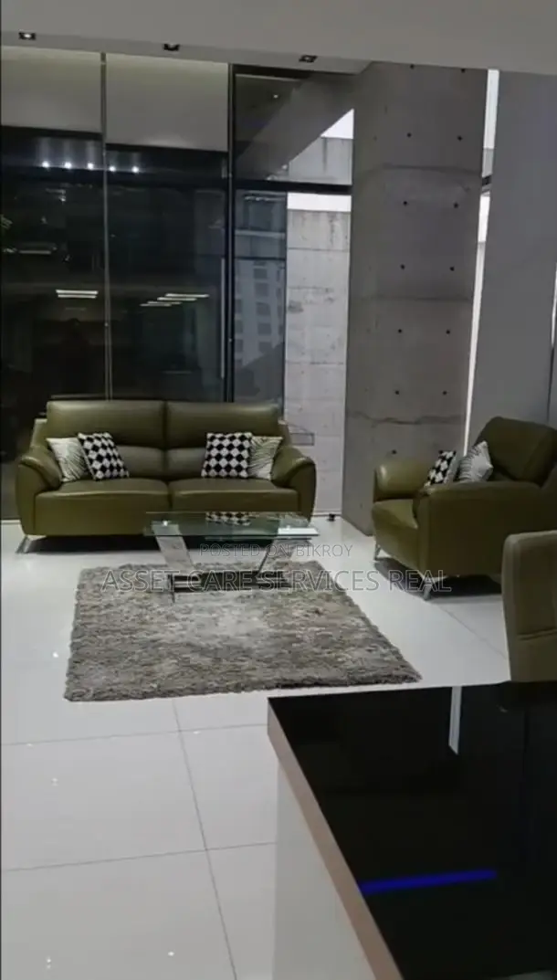 2200-Sft Commercial Furnished Office Space Rent Gulshan Avenue Road in Gulshan
