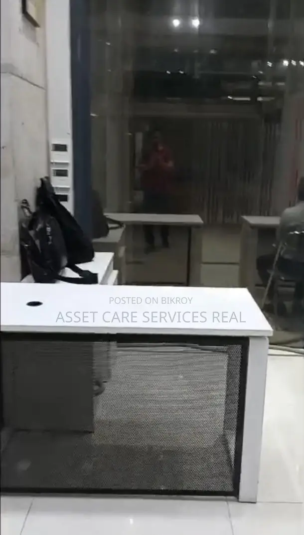 2200-Sft Commercial Furnished Office Space Rent Gulshan Avenue Road in Gulshan