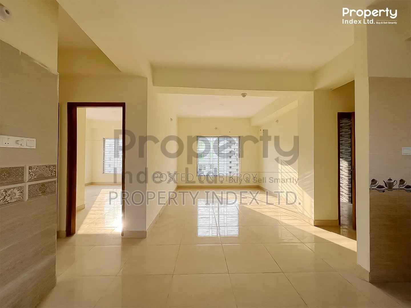1450 Sqft South Facing Apartment – Sector 15C in Basundhara