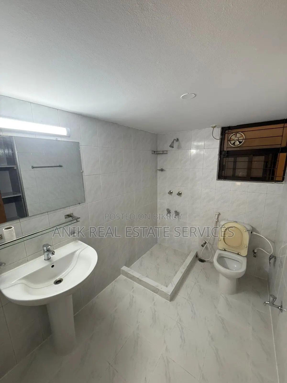 Good Quality 3 Bedroom Unfurnished Flat Rent At Gulshan in Gulshan